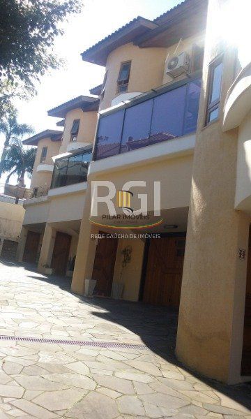 Casa Condominio para Venda - 240.5m², 3 dormitórios, sendo 1 suites, 2 vagas - Jardim Isabel