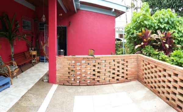 Casa para Venda - 220.83m², 3 dormitórios, 2 vagas - Vila Nova