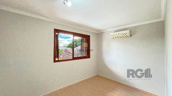 Casa Condominio em Porto Alegre, no bairro Coronel Aparício Borges, com 2 dormitório(s), e 2 banheiros, à venda.