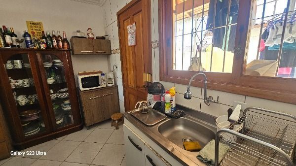 Casa 2 dormitórios no bairro Hípica