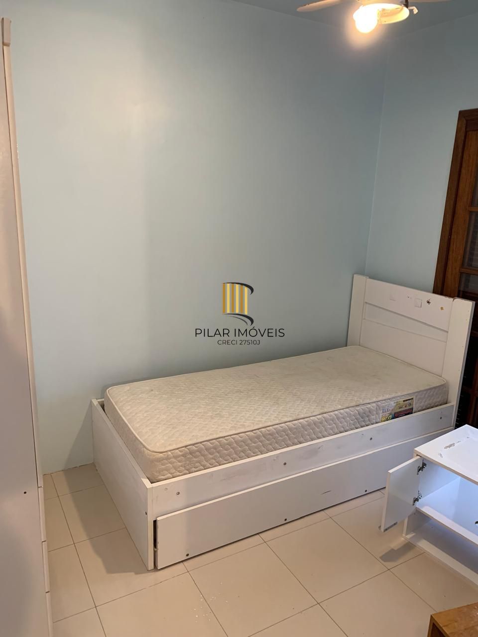 No bairro Serraria, casa em condomínio com 3 dormitórios