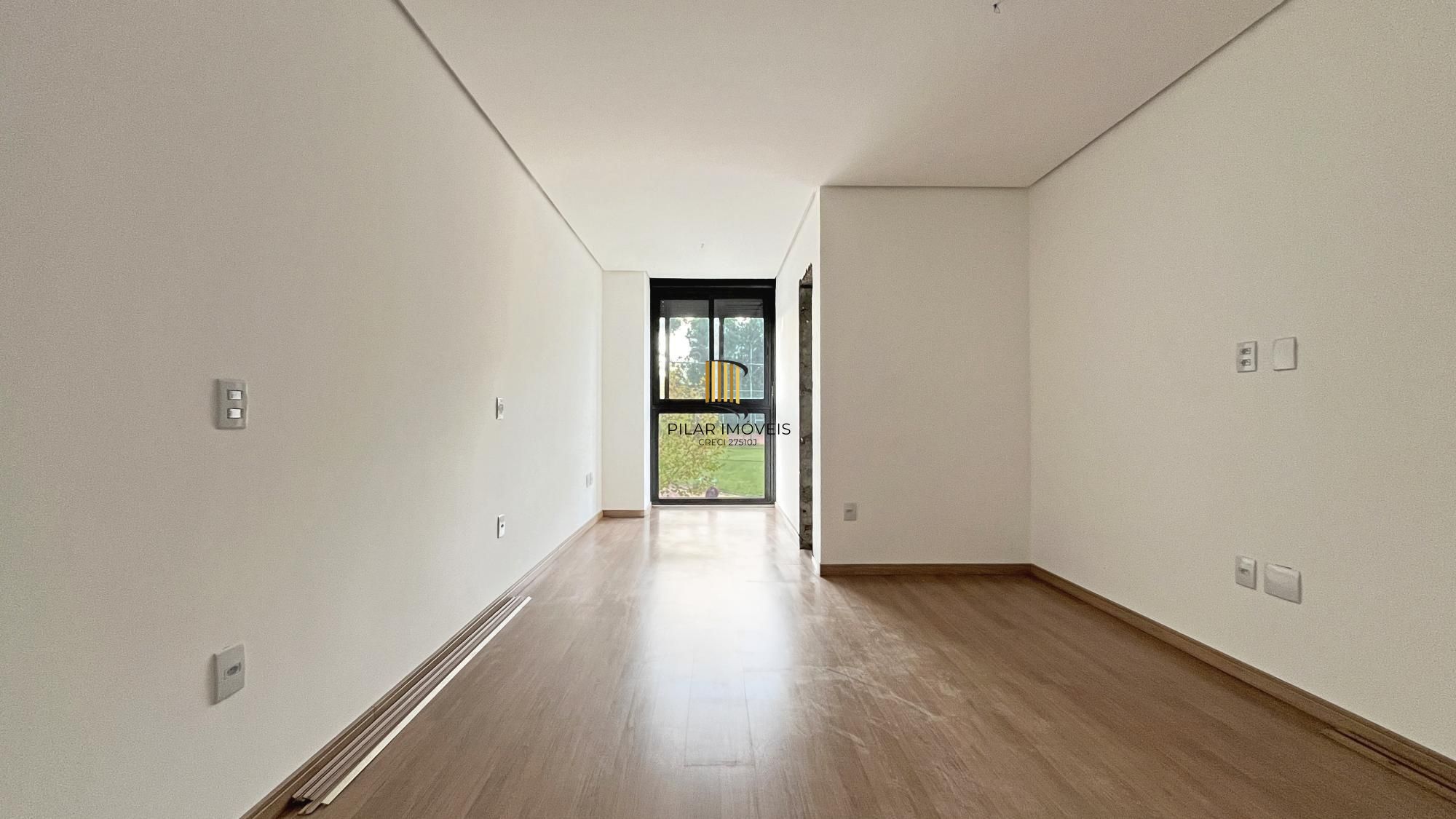 Casa Condominio em Porto Alegre, no bairro Hípica, com 3 dormitório(s), e 3 banheiros, à venda.