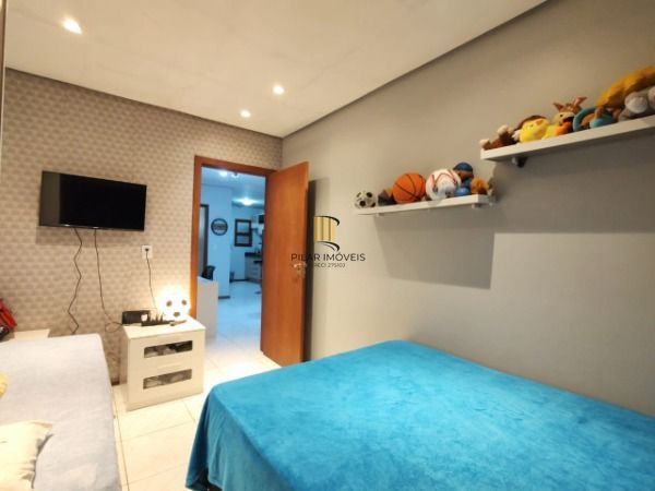 Casa 2 dormitórios no bairro Hípica
