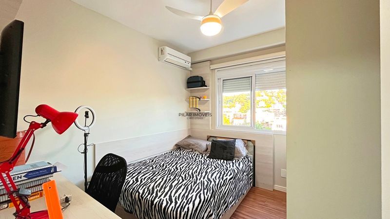EXCELENTE APARTAMENTO à venda e também disponível para locação no coração do Bairro Tristeza. 2dorm. 1 suite, 70m2.