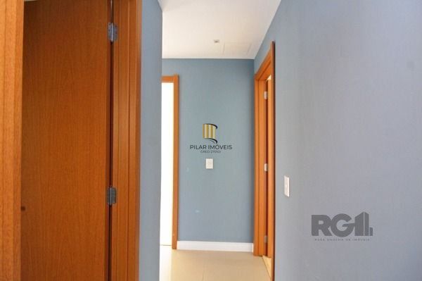 Apartamento em Porto Alegre, no bairro Cavalhada, com 3 dormitório(s), e 3 banheiros, à venda.