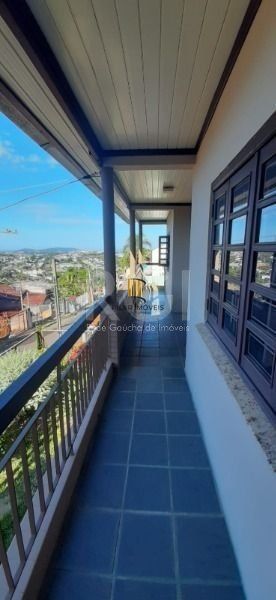 Sobrado para Venda - 246.69m², 3 dormitórios, sendo 1 suites, 2 vagas - Vila Nova