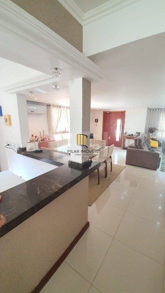 Casa Condominio para Venda - 221m², 3 dormitórios, sendo 1 suites, 3 vagas - Hípica