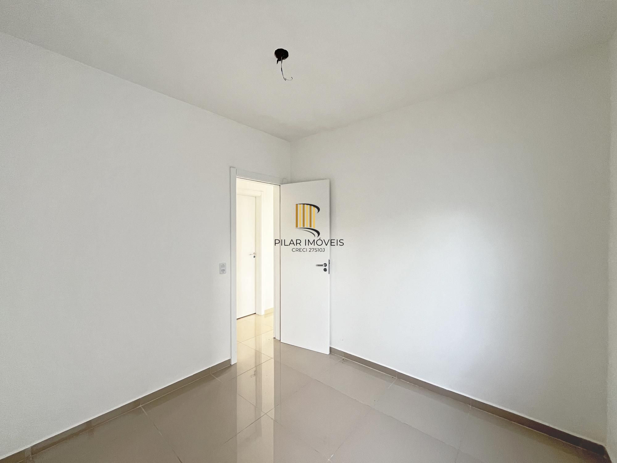Casa de Condomínio 2 dormitórios no bairro Aberta dos Morros