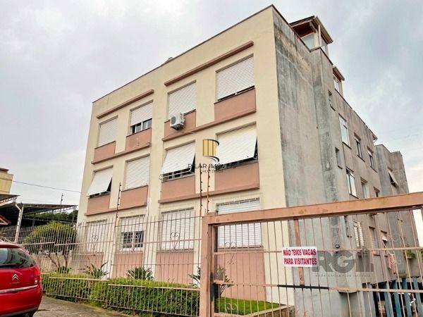 Apartamento em Porto Alegre, no bairro Camaquã, com 1 dormitório(s), e 1 banheiros, à venda.