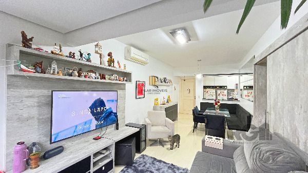 Apartamento em Porto Alegre, no bairro Teresópolis, com 2 dormitório(s), e 2 banheiros, à venda.