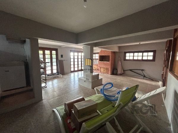 Casa 3 dormitórios no bairro Partenon