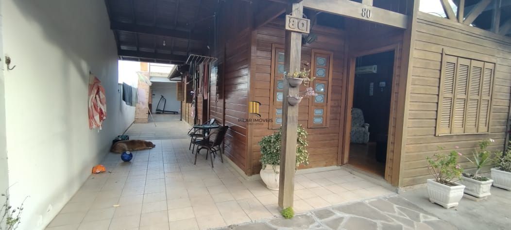 Casa 2 dormitórios no bairro Vila Nova