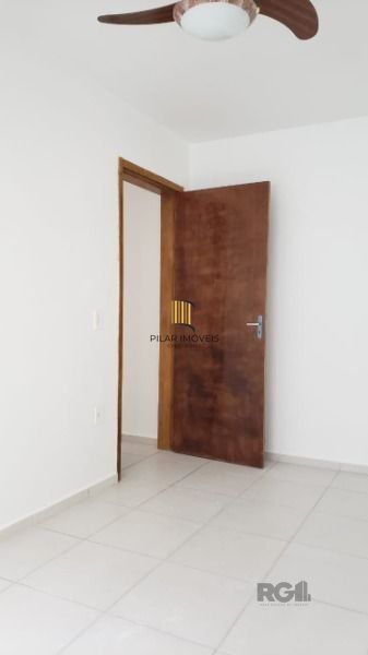 Apartamento em Porto Alegre, no bairro Chapéu do Sol, com 2 dormitório(s), e 2 banheiros, à venda.