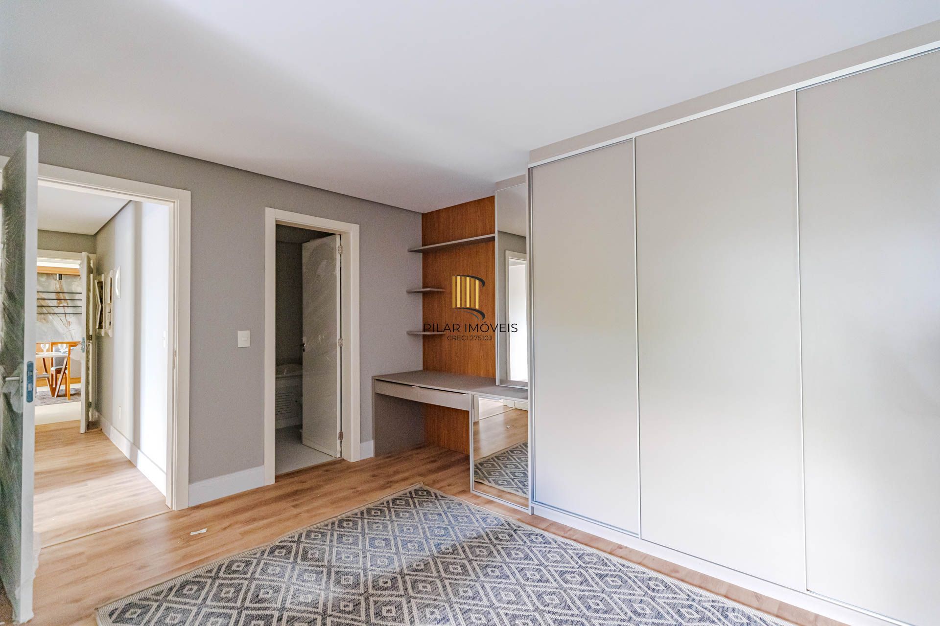 Apartamento - 3 dormitórios, sendo 3 suites, 4 vagas - Vila Assunção