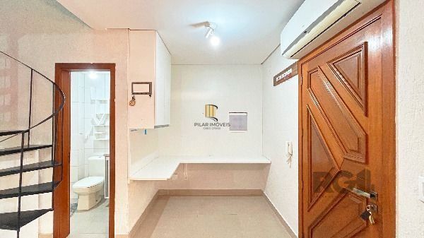 Casa Condominio em Porto Alegre, no bairro Coronel Aparício Borges, com 2 dormitório(s), e 2 banheiros, à venda.