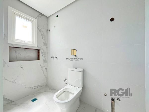 Casa para Venda - 120m², 3 dormitórios, sendo 1 suites, 2 vagas - Hípica