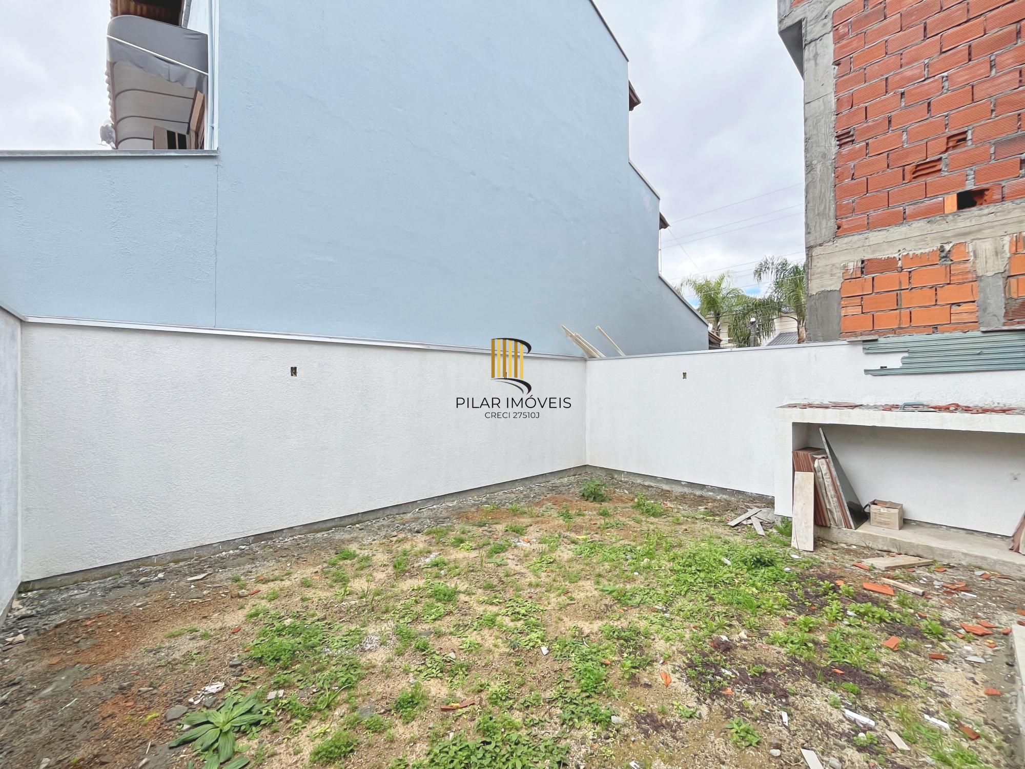 sobrado com 142m2 no  Condomínio  Residencial  Jardins do Prado