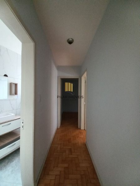 Apartamento em Porto Alegre, no bairro Partenon, com 2 dormitório(s), e 2 banheiros, à venda.