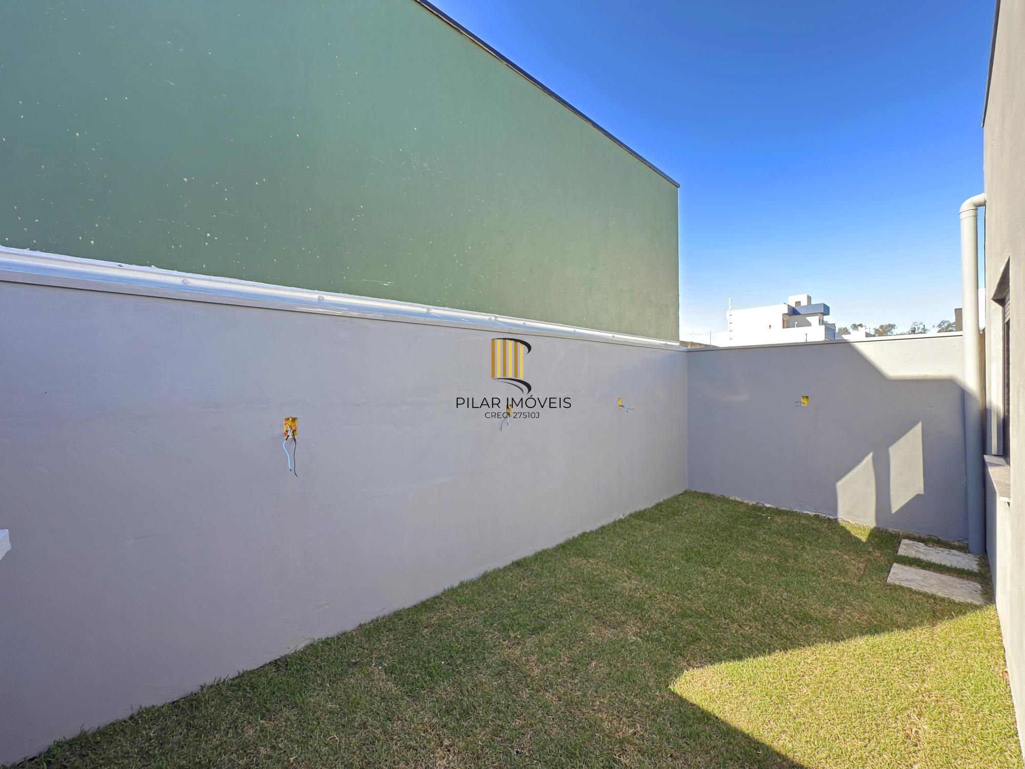 Residência  com 3 suítes no Lagos de Nova Ipanema