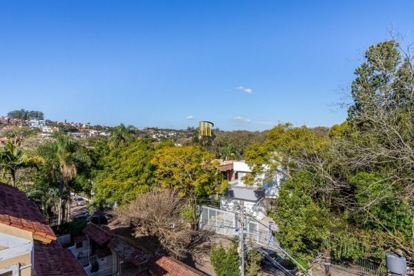 Casa Condominio em Porto Alegre, no bairro Jardim Isabel, com 3 dormitório(s), à venda.