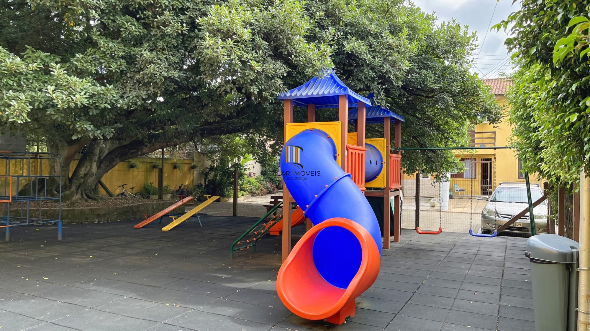 Casa de Condomínio 3 dormitórios no bairro Aberta dos Morros