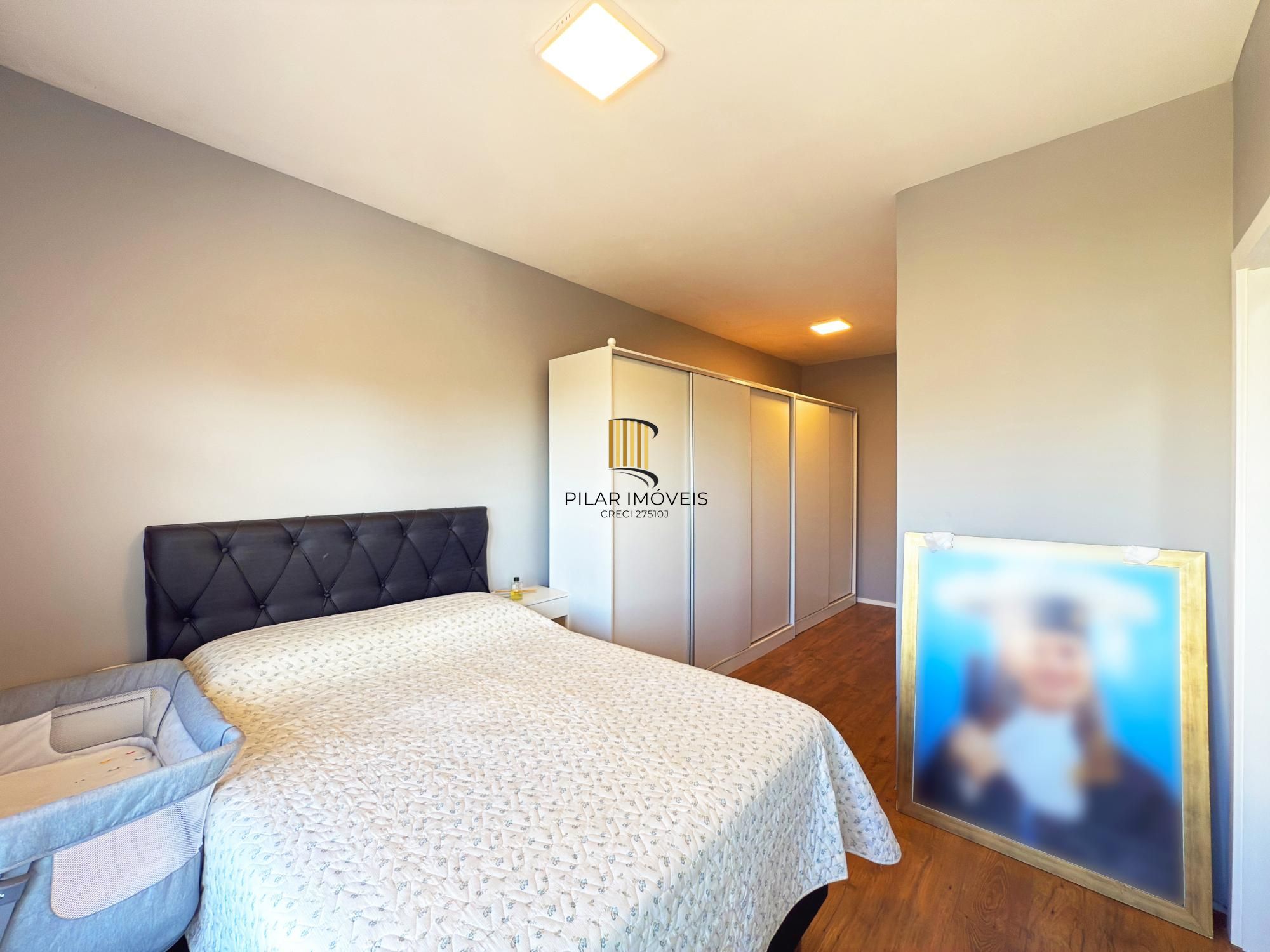 Casa moderna com 3 dormitórios com pátio grande e vista para o Rio Guaíba!