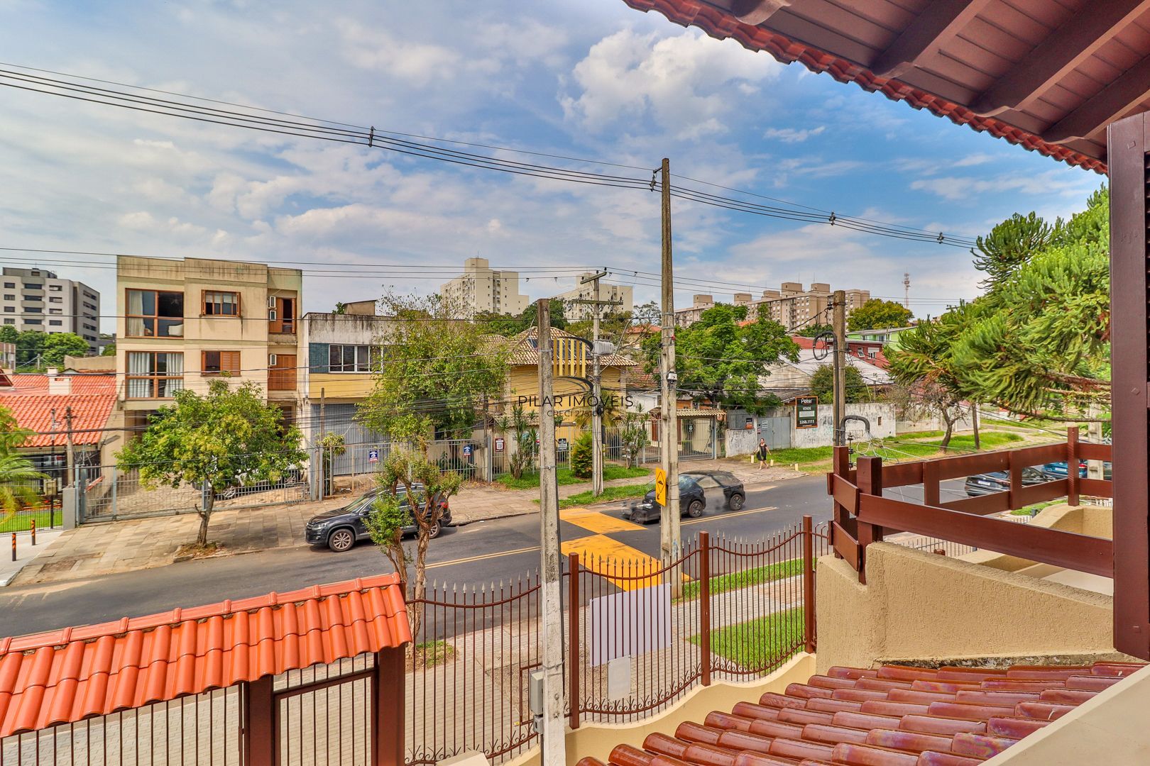 Excelente residência com 4 dormitórios