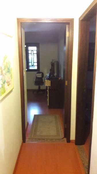 Casa para Venda - 300m², 3 dormitórios, sendo 3 suites, 4 vagas - Espirito Santo
