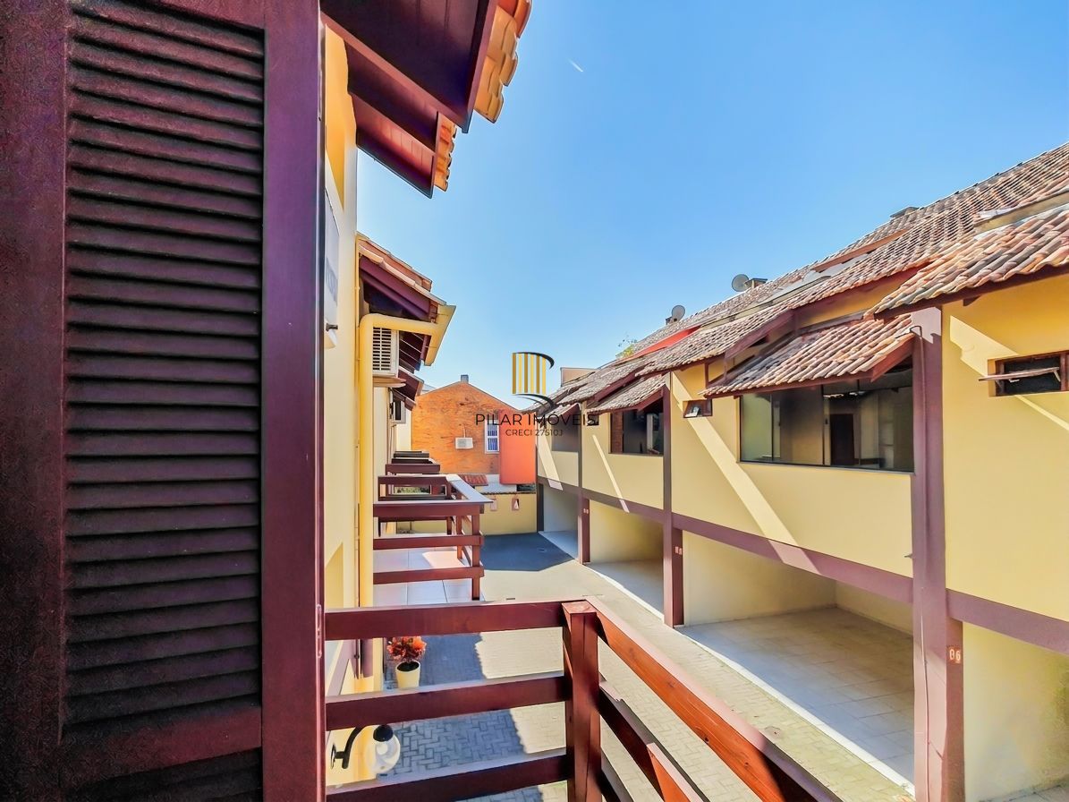 No bairro Serraria, casa em condomínio com 3 dormitórios