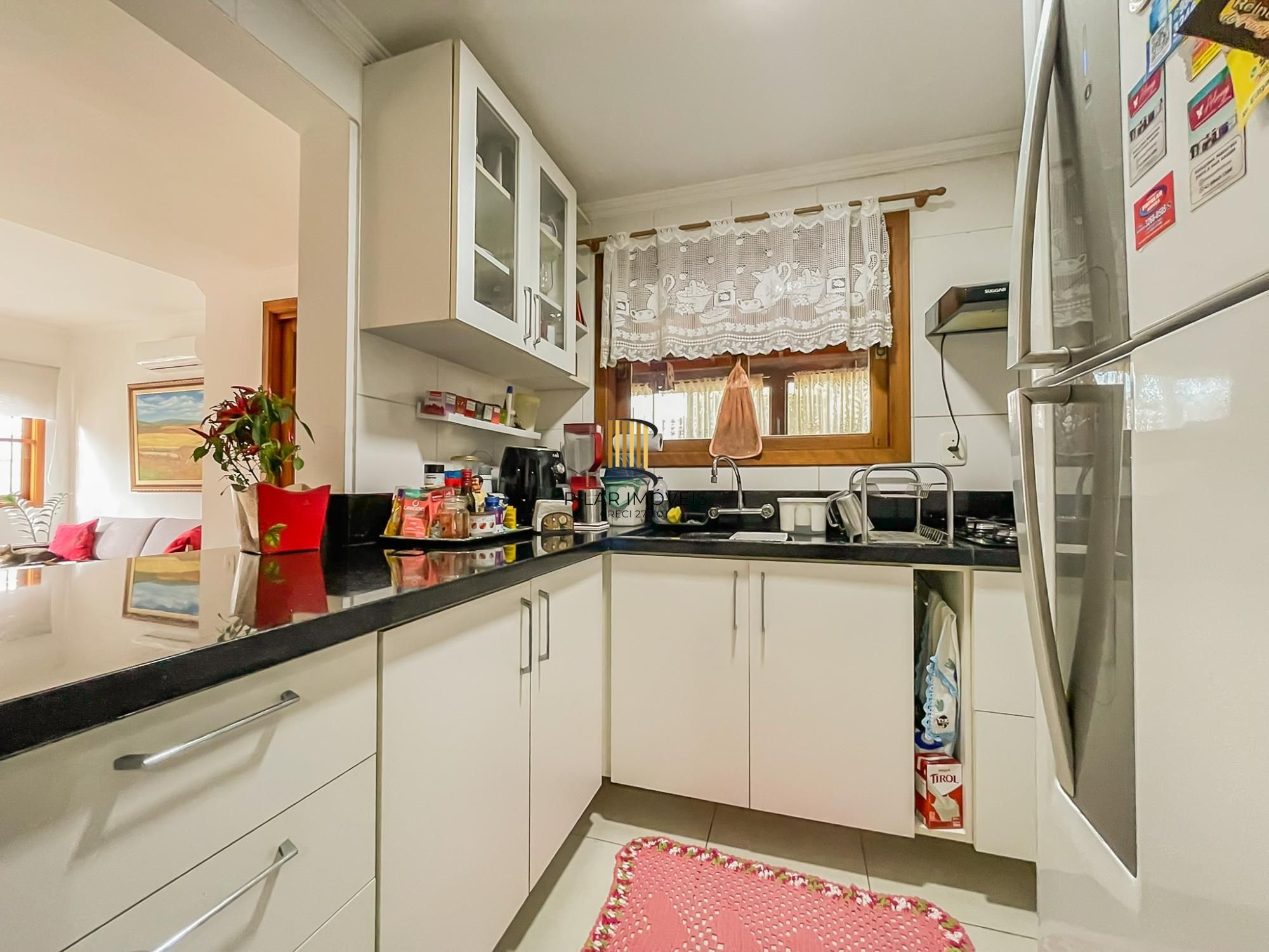 Casa 3 dormitórios no bairro Hípica