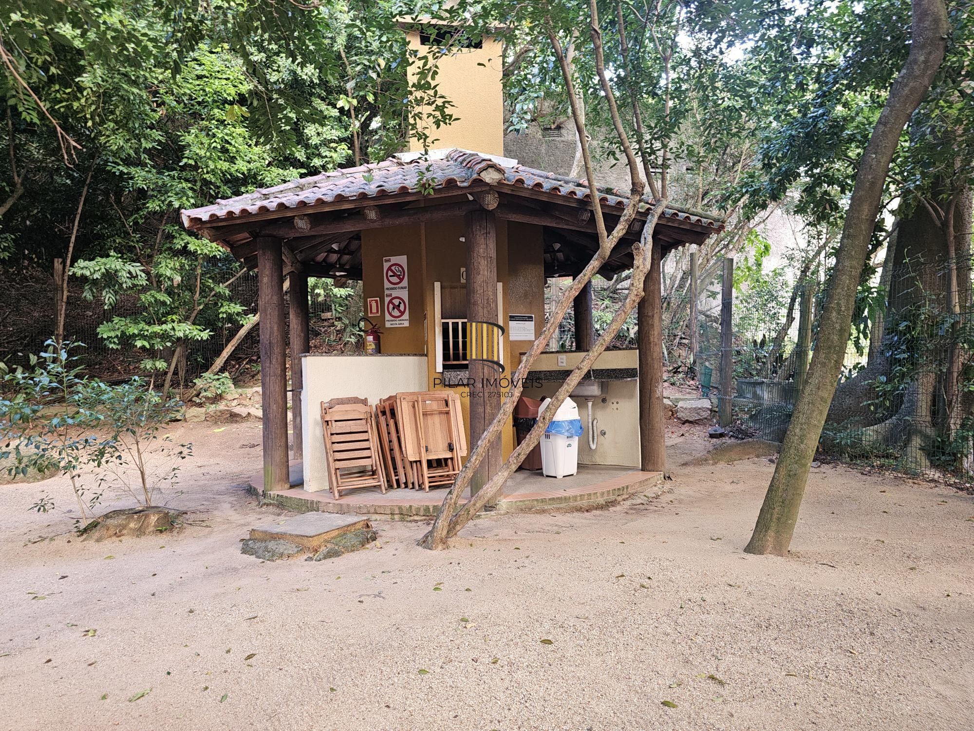 Apartamento semi mobiliado impecável com vista no Condominio Terra Nature !