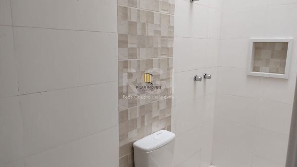 Casa para Venda - 78.99m², 3 dormitórios, sendo 1 suites, 1 vaga - Portal do Guarujá