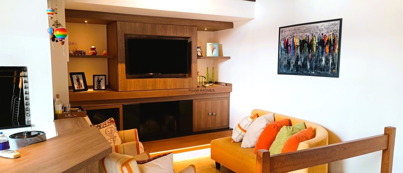 Linda cobertura, 3 quartos, 1 suíte, infra completa no bairro Ipanema, com ofurô.