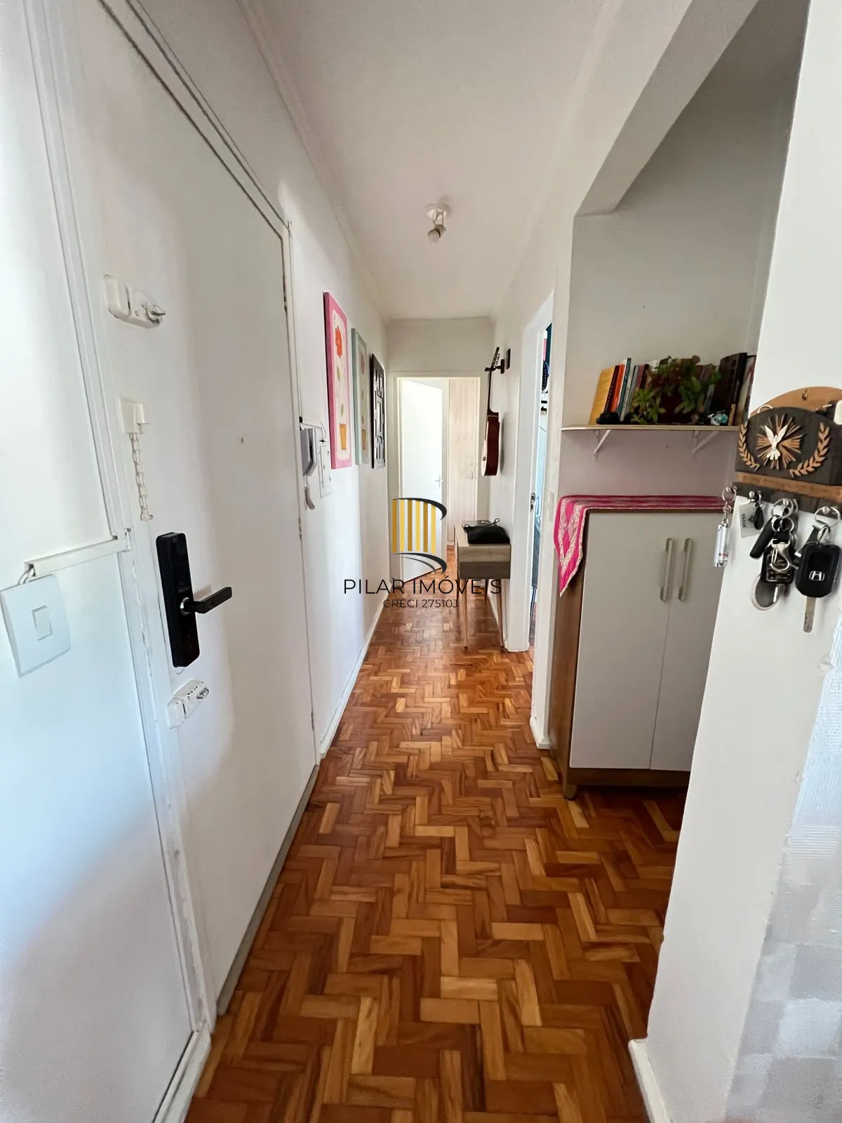 Apartamento de 2 dormitórios no bairro Cristal