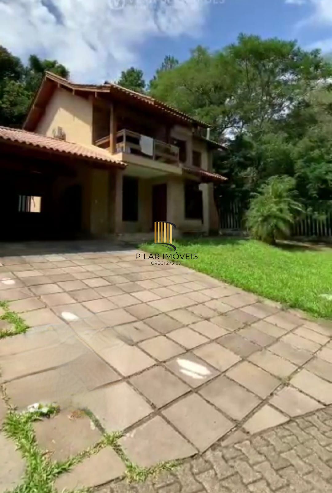 Sitio Urbano zona sul de Porto Alegre com 10.480m² - grande potencial de valorizaçao - Pilar Imóveis