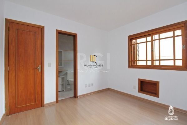 Casa de Condomínio 3 dormitórios no bairro Hípica