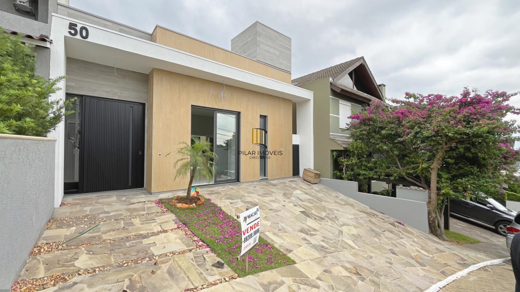 Casa Condominio em Porto Alegre, no bairro Hípica, com 3 dormitório(s), e 3 banheiros, à venda. - Pilar Imóveis