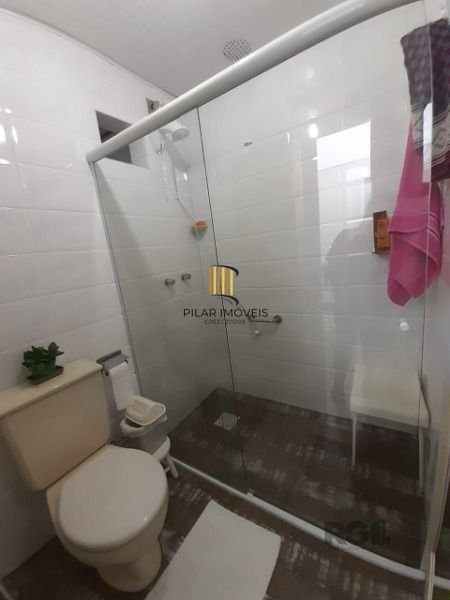 Casa 4 dormitórios no bairro Menino Deus