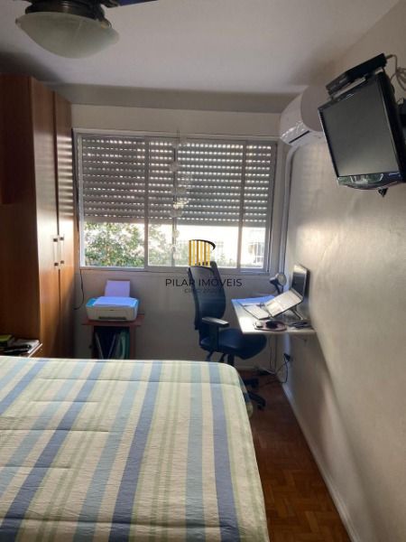 Apartamento em Porto Alegre, no bairro Cristal, com 3 dormitório(s), e 3 banheiros, à venda.