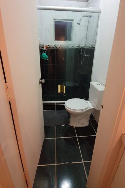 Casa Condominio em Porto Alegre, no bairro Cavalhada, com 2 dormitório(s), e 2 banheiros, à venda.