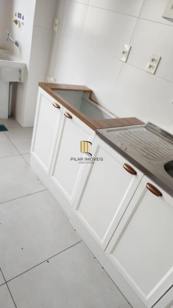 Studio em Porto Alegre, no bairro Tristeza, com 1 dormitório(s), e 1 banheiros, à venda.