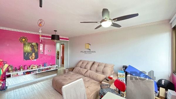 Apartamento em Porto Alegre, no bairro Medianeira, com 3 dormitório(s), e 3 banheiros, à venda.