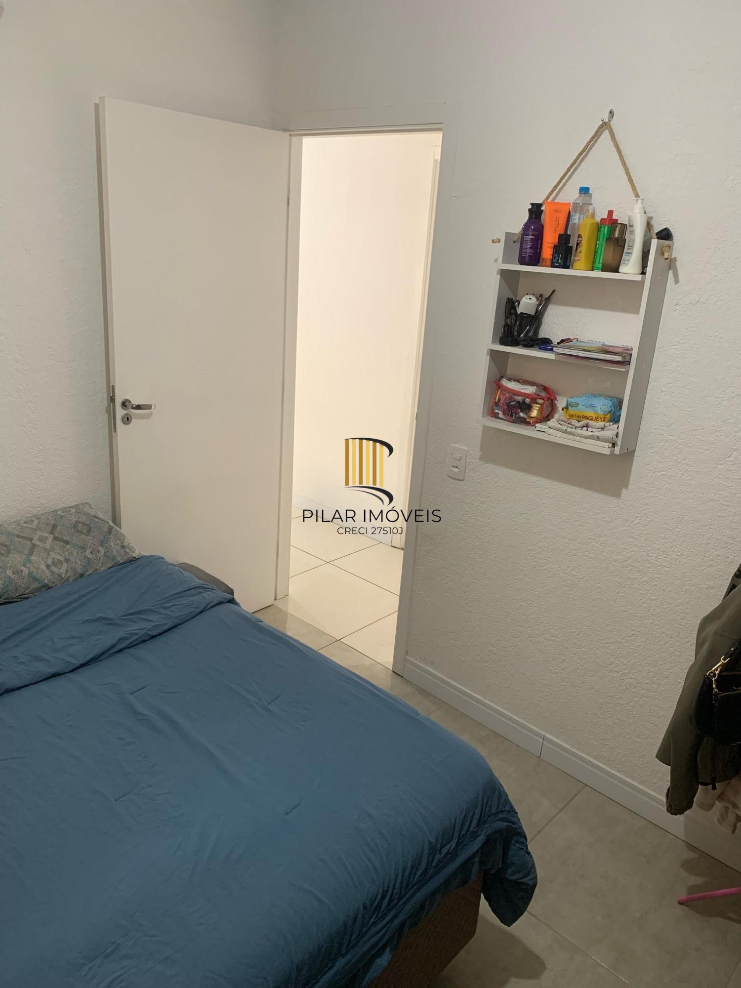 Apartamento para Venda - 48m², 2 dormitórios, 1 vaga - Restinga