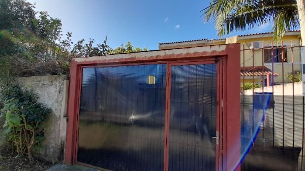 Casa para Venda - 68m², 2 dormitórios, Hípica