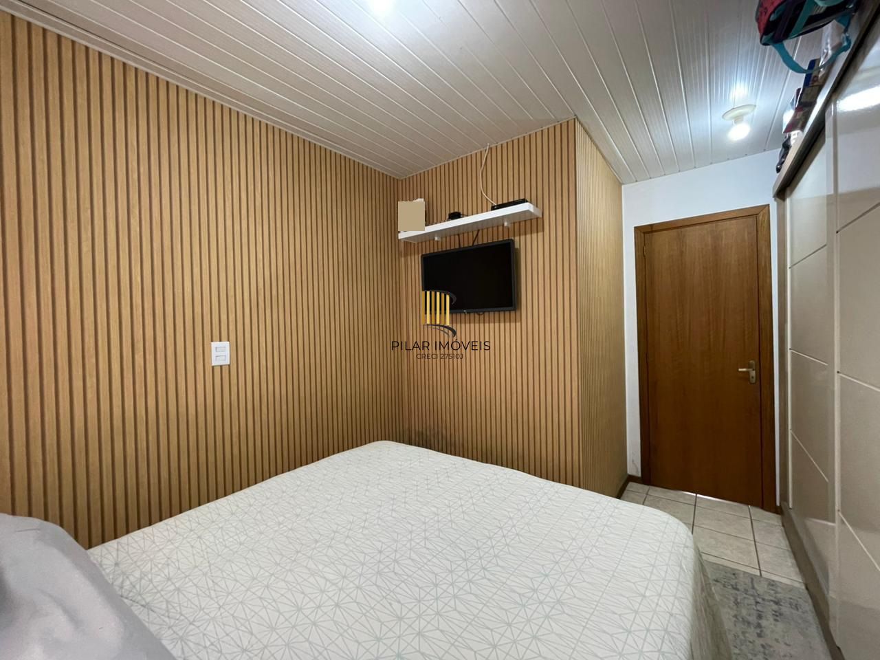 Casa 3 dormitórios no bairro Hípica