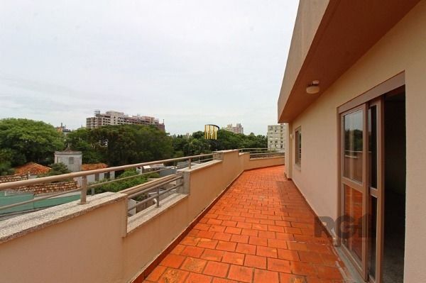 Apartamento em Porto Alegre, no bairro Cidade Baixa, com 1 dormitório(s), e 1 banheiros, à venda.