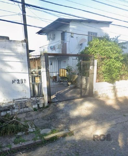 Terreno em Porto Alegre, no bairro Camaquã, à venda.