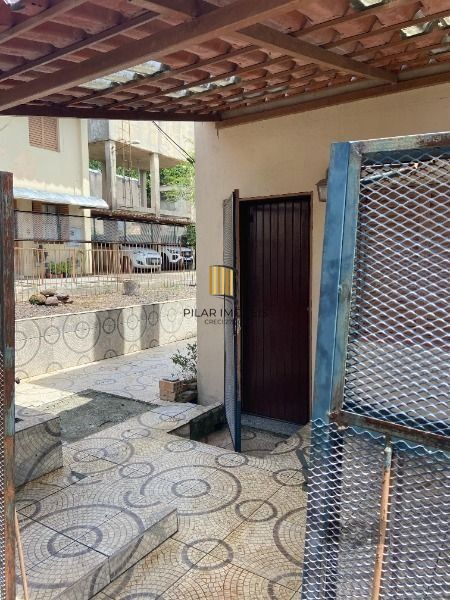 Casa de Condomínio 2 dormitórios no bairro Cavalhada