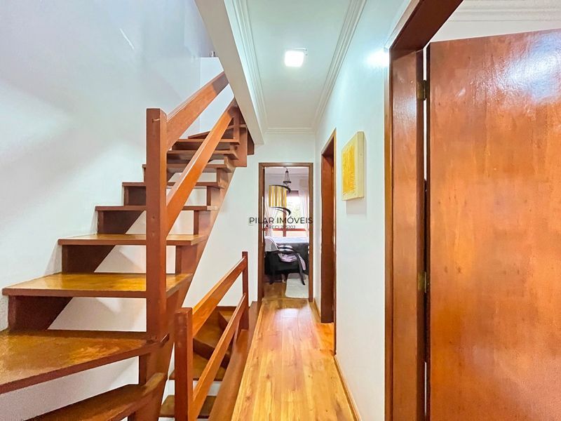Casa 3 dormitórios no bairro Ipanema