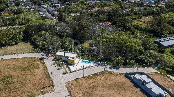 Terreno em Porto Alegre, no bairro Campo Novo, à venda.